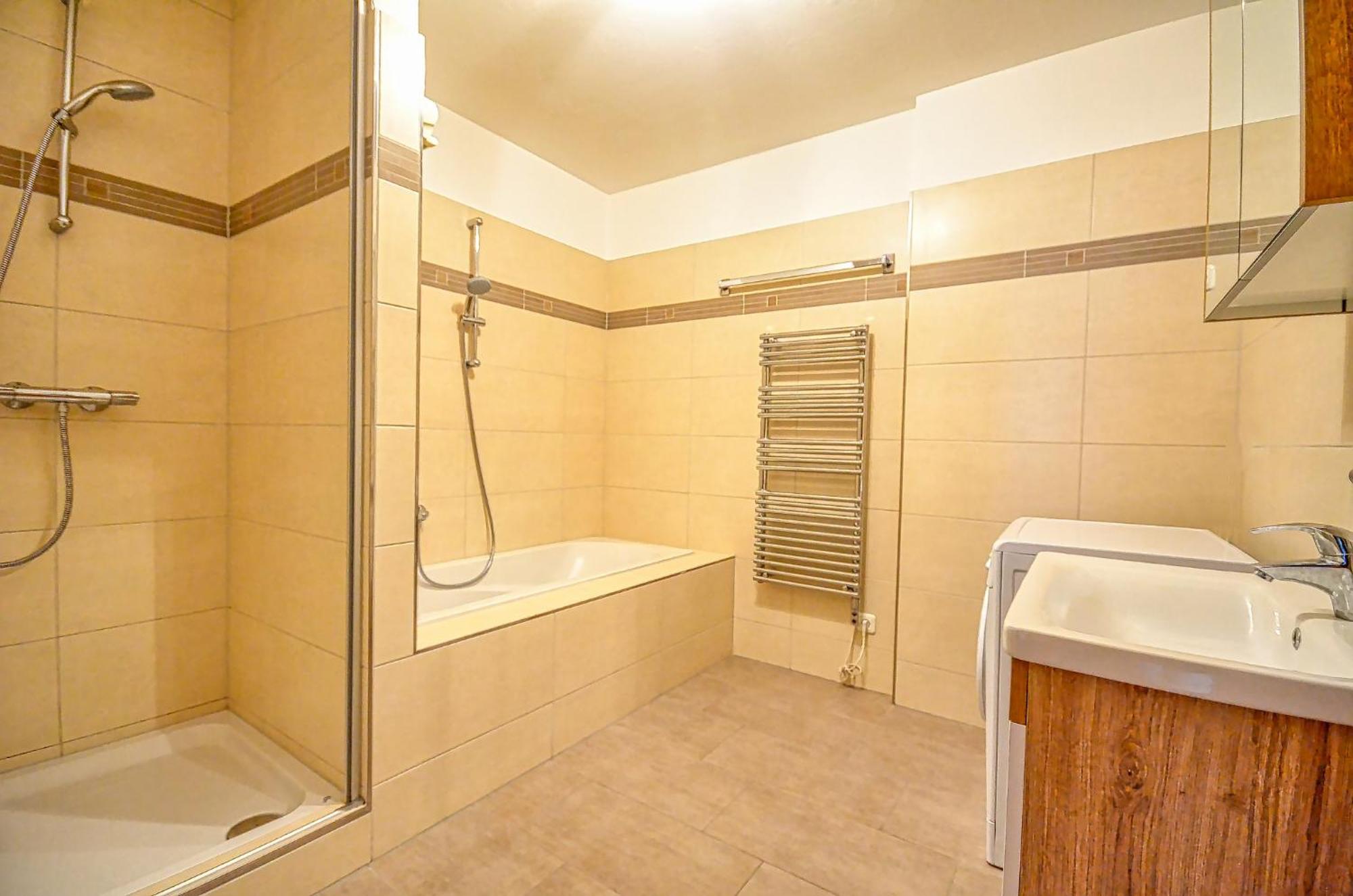 Apartment Antonia - By Alpen Apartments Цел ам Зее Екстериор снимка